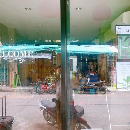 Ying Hostel Bangkok Exterior photo